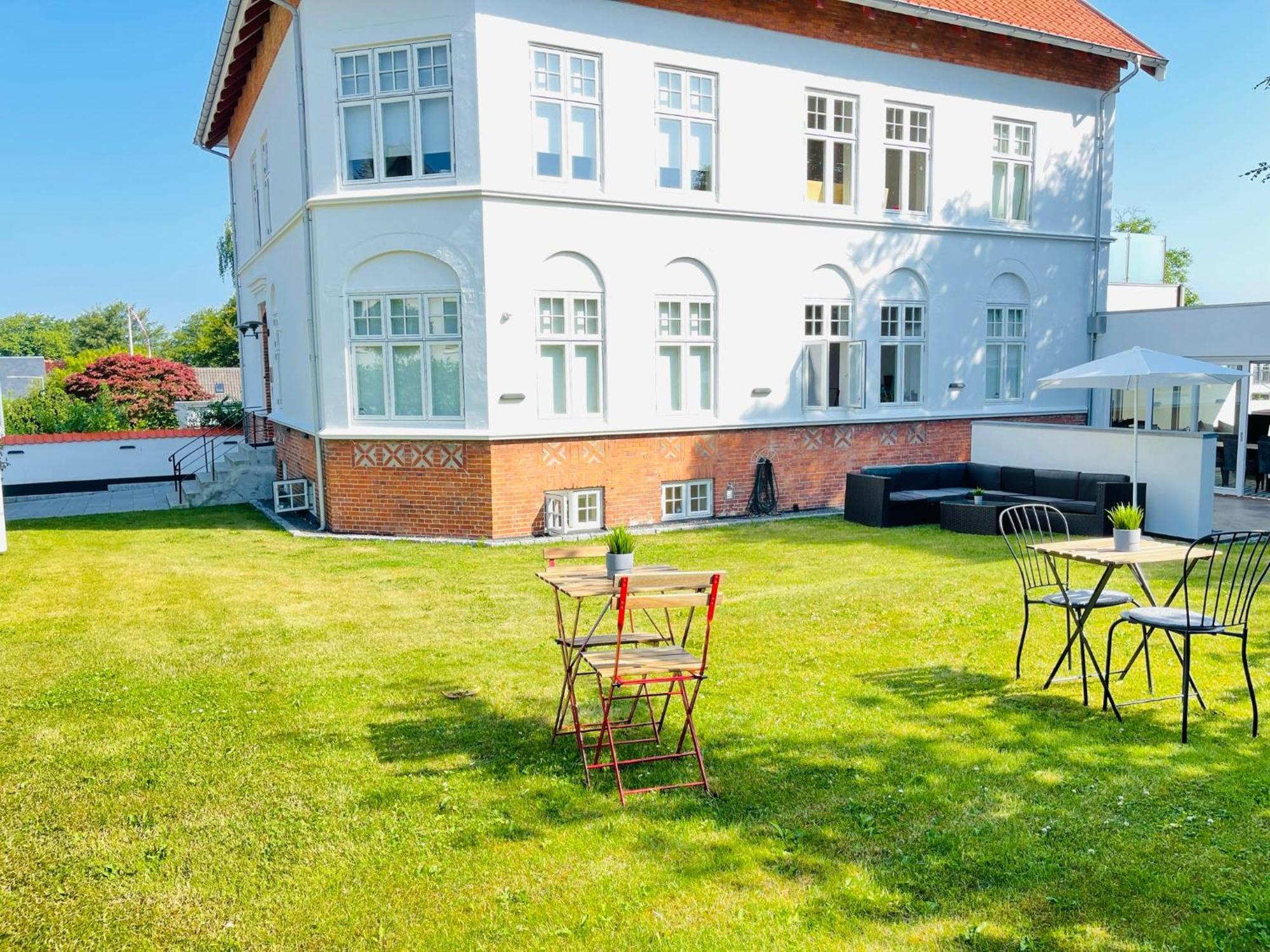 Aday - City Central Mansion - 1 Bedroom With Big Terrace Aalborg Exterior photo